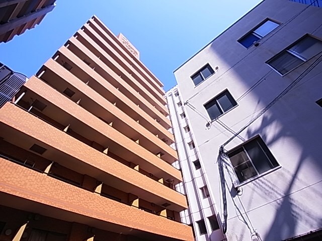 プレサンス神戸三宮の物件外観写真