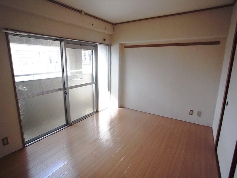 山手ハイツの物件内観写真