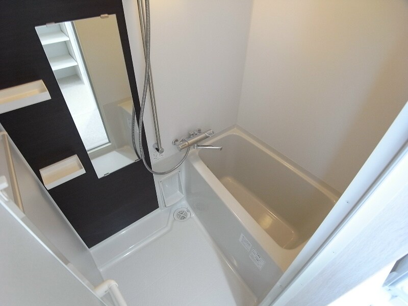 エヌエムキャラントドゥの物件内観写真