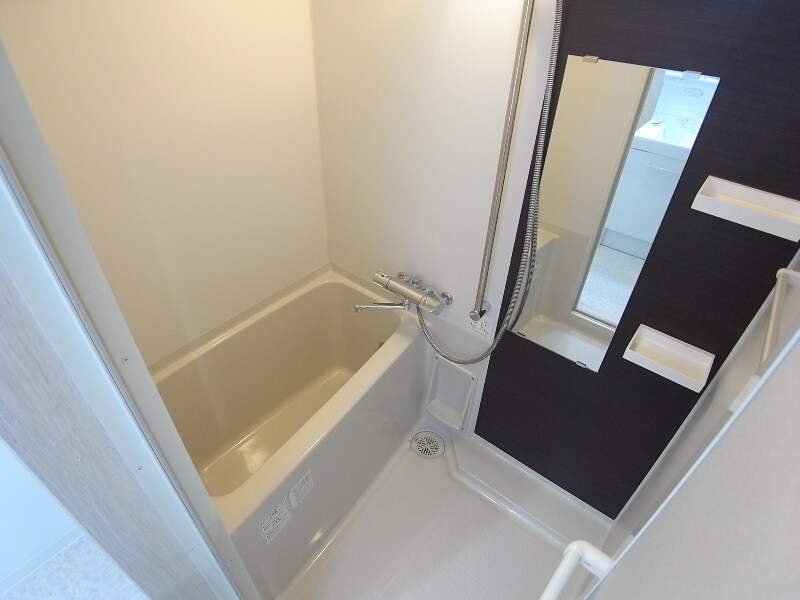 エヌエムキャラントドゥの物件内観写真