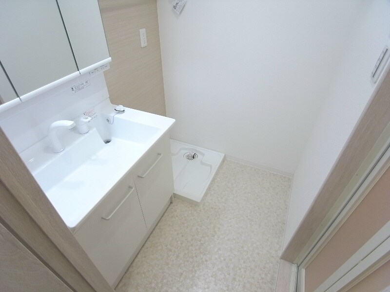 エヌエムキャラントドゥの物件内観写真