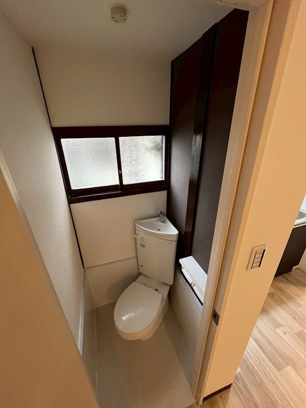 垂水区五色山６丁目　貸家の物件内観写真