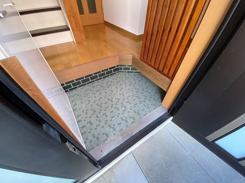 明石市東野町貸家の物件内観写真