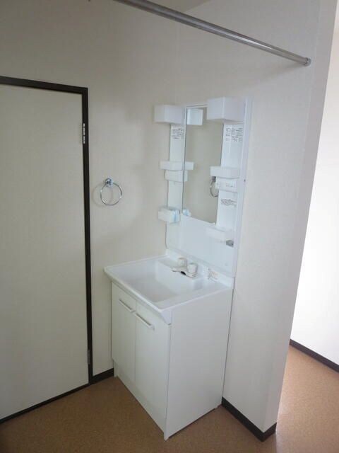 ヴィレッジコート山手A棟の物件内観写真