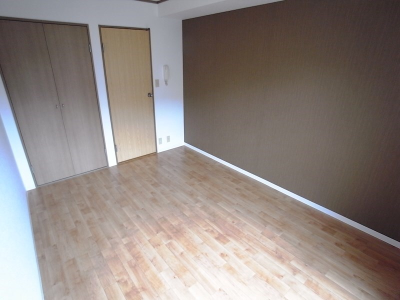 クローバー富士6号館の物件内観写真