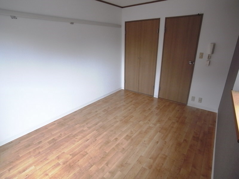 クローバー富士6号館の物件内観写真