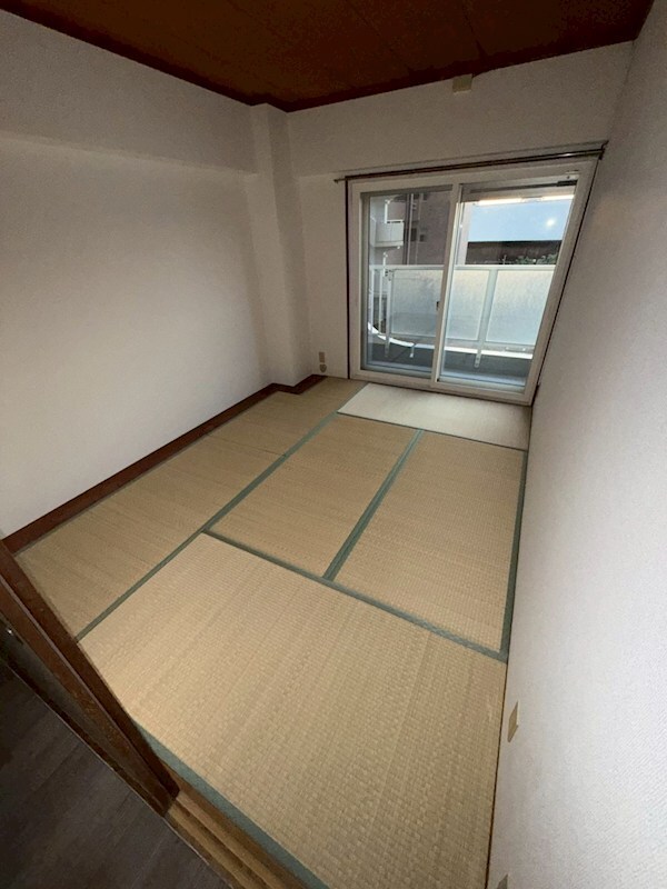 ユニハイツ朝霧の物件内観写真