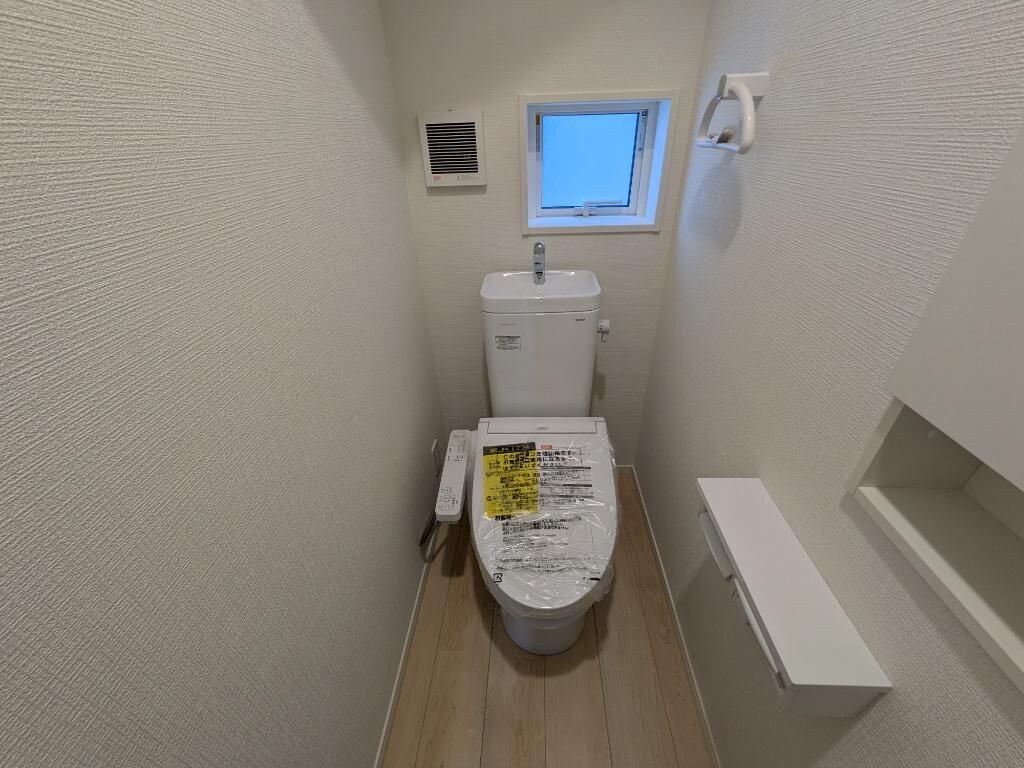 西区富士見が丘４丁目　貸家の物件内観写真