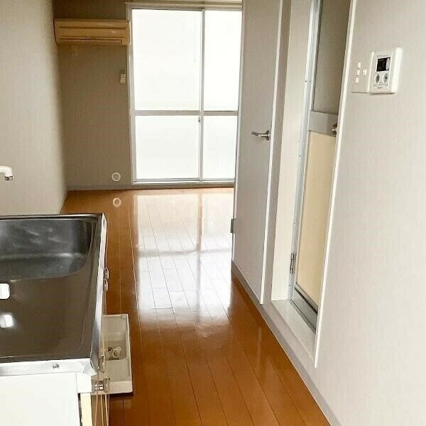 サニーパレスザウエストの物件内観写真