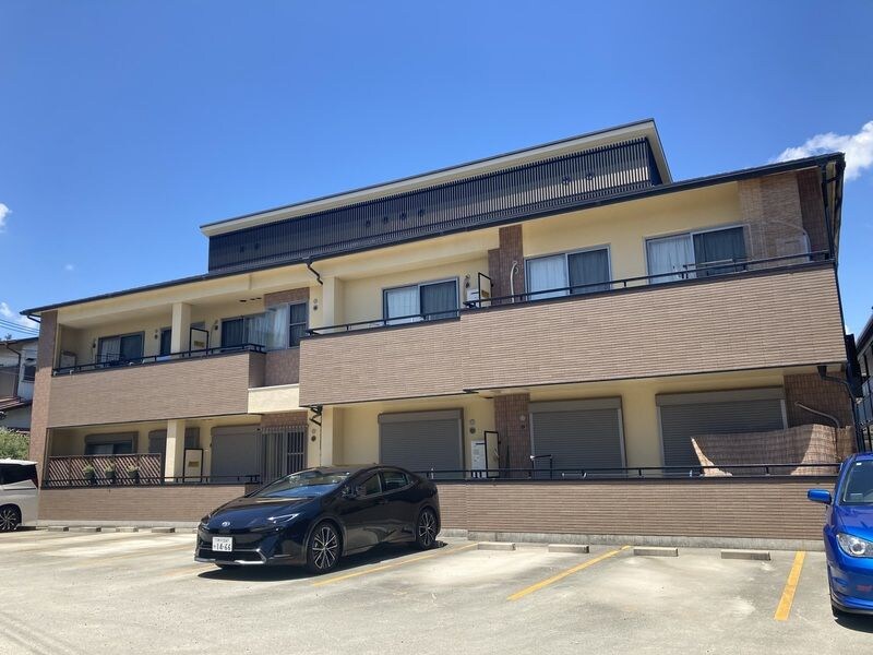 コンフォートプレイスの物件外観写真