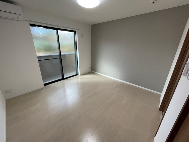 ドエル小松SOUTHの物件内観写真