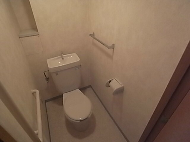 ラヴィーヌ芦屋の物件内観写真