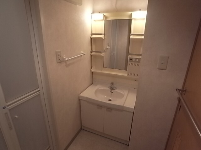 ラヴィーヌ芦屋の物件内観写真