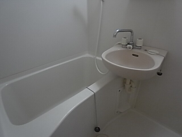 ブロスコート住吉の物件内観写真