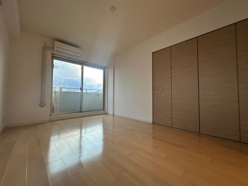 エスティ・ロアール神戸西の物件内観写真