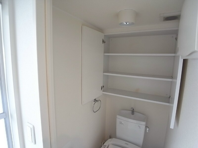 エスティ・ロアール神戸西の物件内観写真