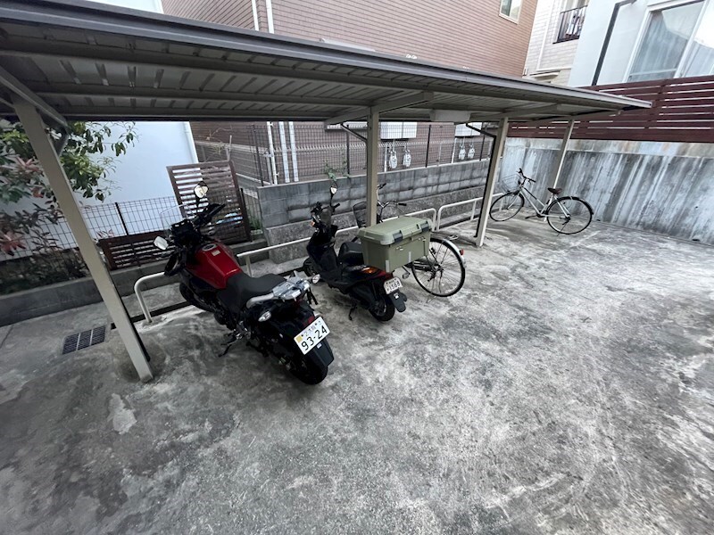 セジュール西岡本の物件内観写真