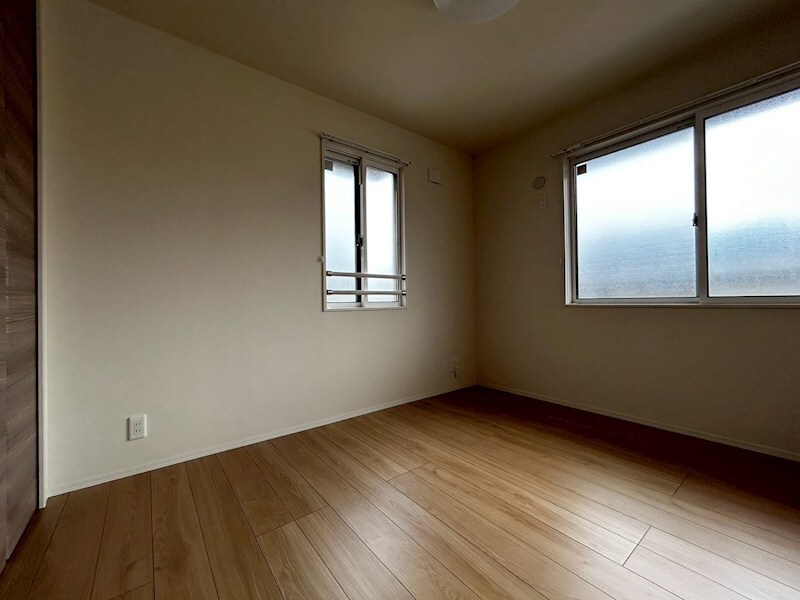 ＢＯＷＬＺ ＫＯＢＥ 兵庫町の物件内観写真