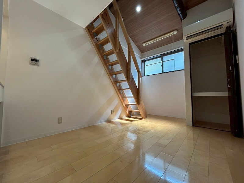 オリーブハウスの物件内観写真