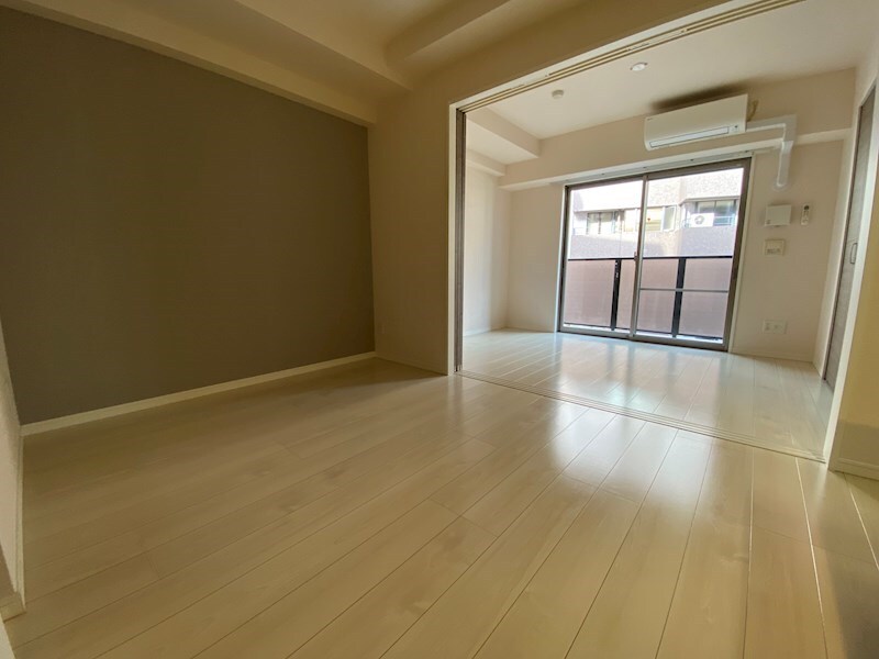 フォレ・リビエール磯辺通の物件内観写真