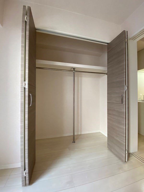 フォレ・リビエール磯辺通の物件内観写真