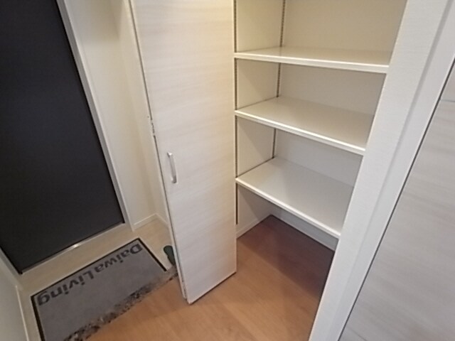 フォレ・リビエール磯辺通の物件内観写真