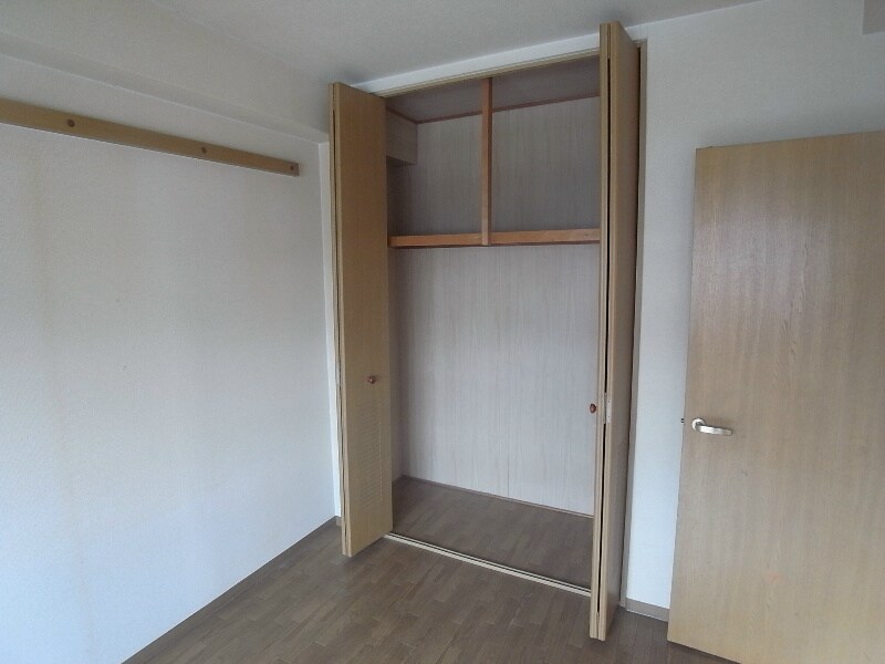 フロレセール南六甲の物件内観写真