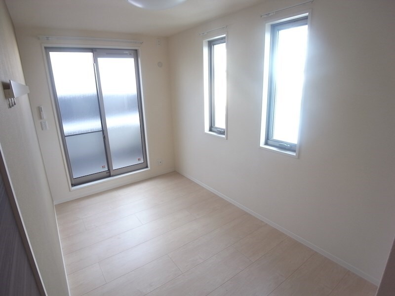 ヴィラージュ山手の物件内観写真