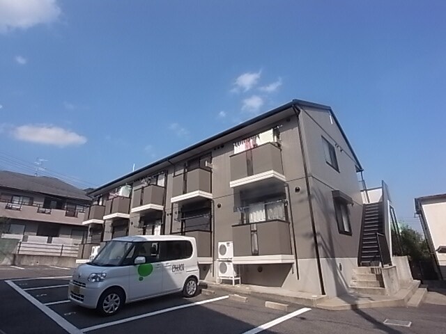 ハイネス岡本の物件外観写真