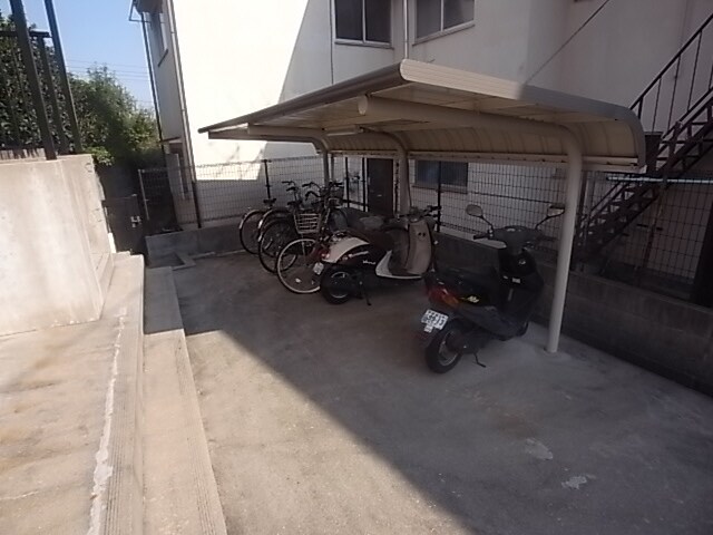 ハイネス岡本の物件内観写真