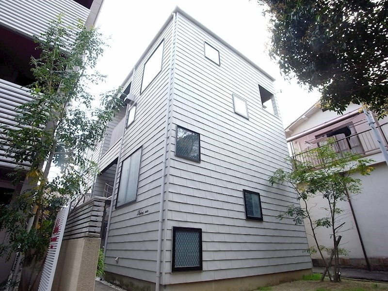 パロス山本通りの物件外観写真