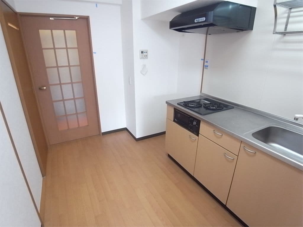 タカマツ神戸駅南通の物件内観写真