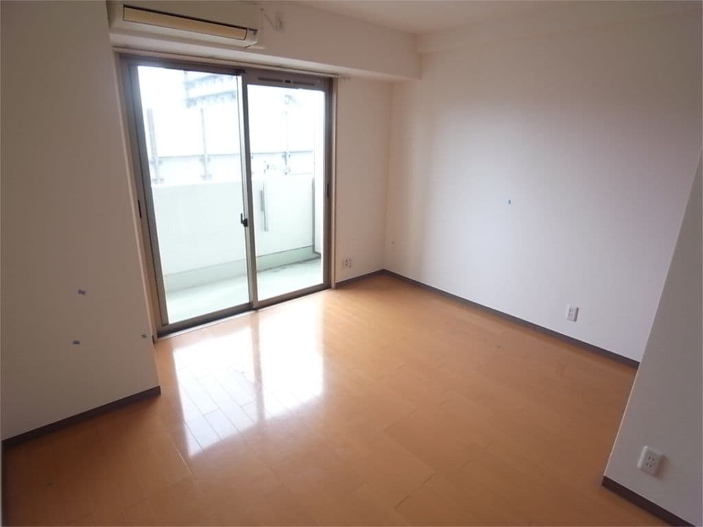 タカマツ神戸駅南通の物件内観写真