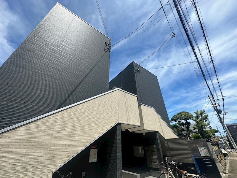 ボヌールの物件外観写真