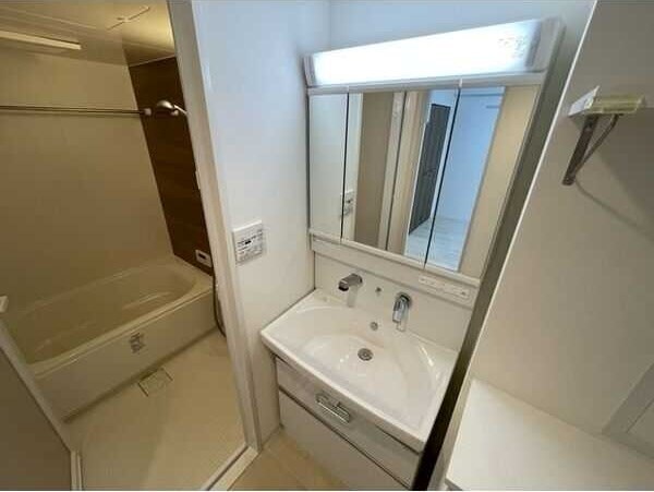 コンフォリア西宮の物件内観写真