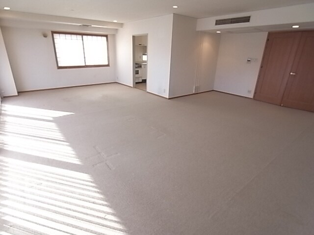 芦屋ロイヤルホームズの物件内観写真