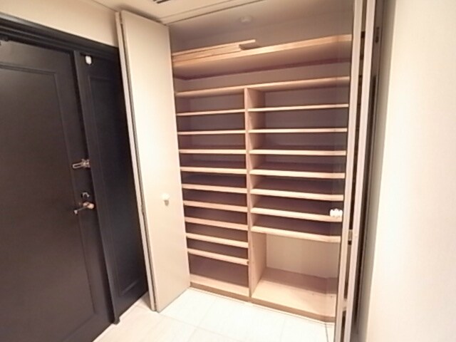 芦屋ロイヤルホームズの物件内観写真