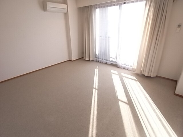 芦屋ロイヤルホームズの物件内観写真