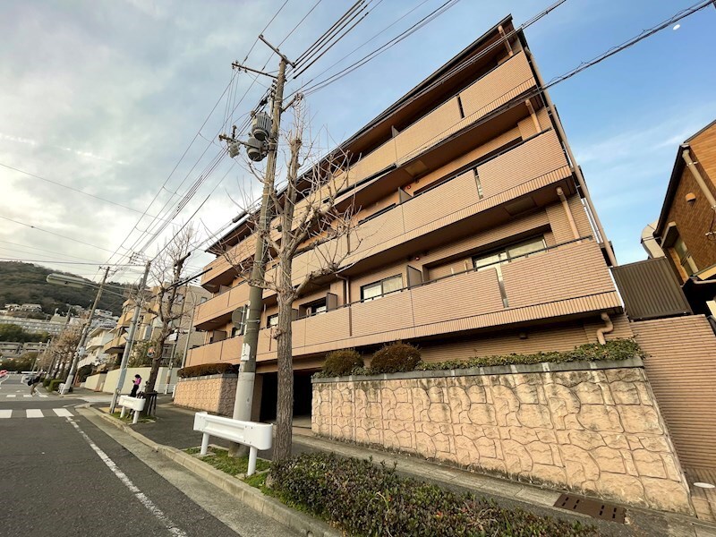 サンフォーレ岡本の物件外観写真