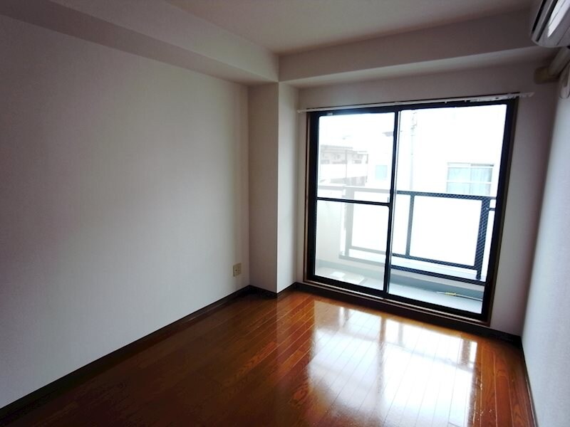 ロイヤルコート神戸岡本の物件内観写真