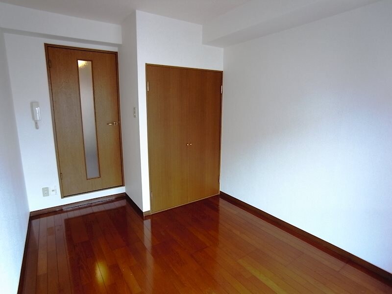 ロイヤルコート神戸岡本の物件内観写真