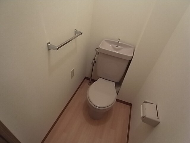 マッティーナ神戸弐番館の物件内観写真