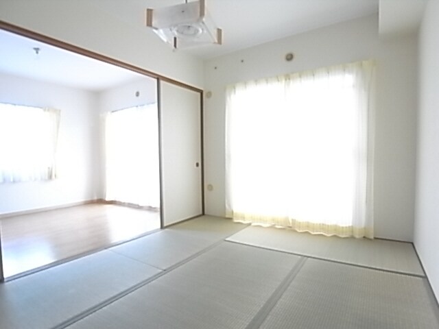 マッティーナ神戸弐番館の物件内観写真