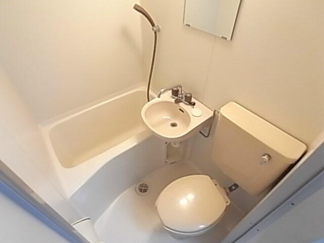 ヴィラン橋本の物件内観写真