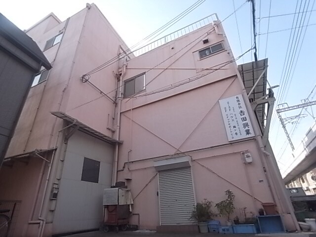 ハウス梅ヶ香の物件外観写真