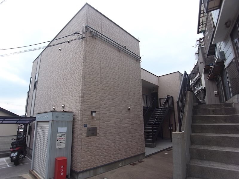 ルミエール下條の物件外観写真