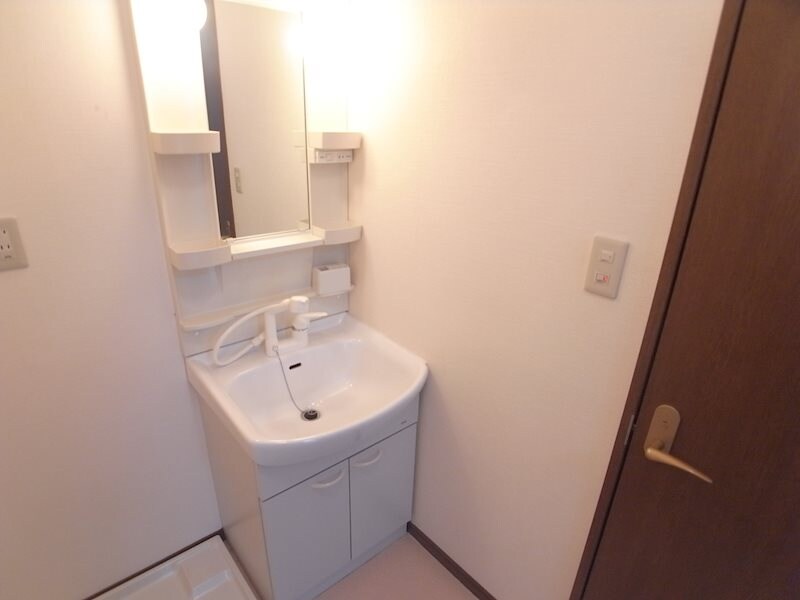 ルミエール下條の物件内観写真