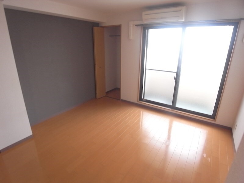 サントル花隈の物件内観写真