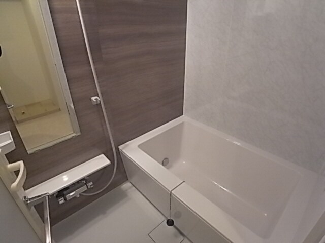 メゾンドバレーの物件内観写真