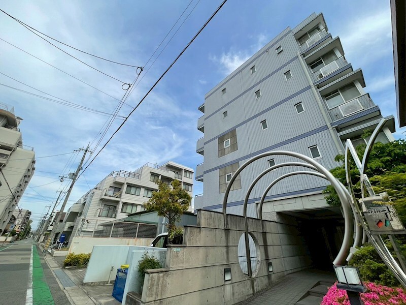 ジオレミヨ甲子園口の物件外観写真